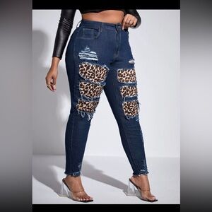 Ripped Cut Out Jeans with Leopard Detail Size 14 (1XL)